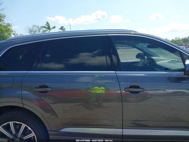 WA1LAAF70KD020498 Audi Q7 55 Premium/55 Se Premium