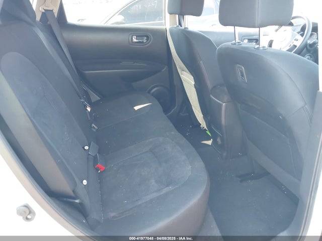 JN8AS5MV4FW752666 Nissan Rogue Select S