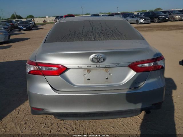 JTNB11HKXJ3017594 Toyota CAMRY LE