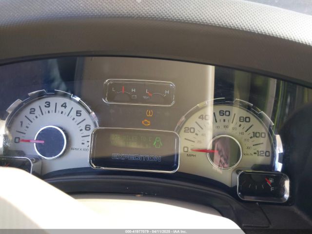1FMJU1J58EEF21353 Ford Expedition Xlt