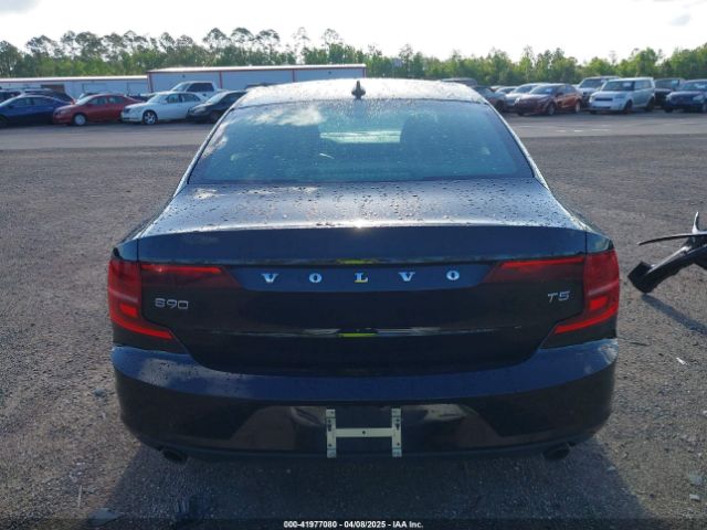 LVY982AK2JP023132 Volvo S90 T5 Momentum