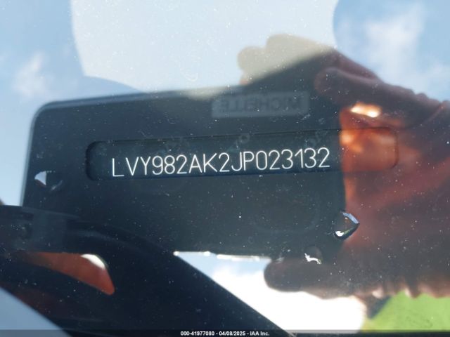 LVY982AK2JP023132 Volvo S90 T5 Momentum