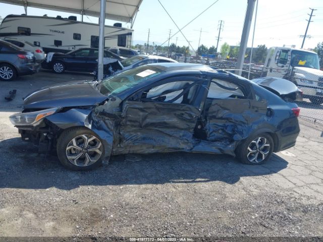 3KPF24AD7ME406545 KIA Forte Lxs