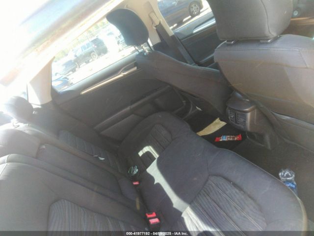 3FA6P0H77GR317118 Ford FUSION SE