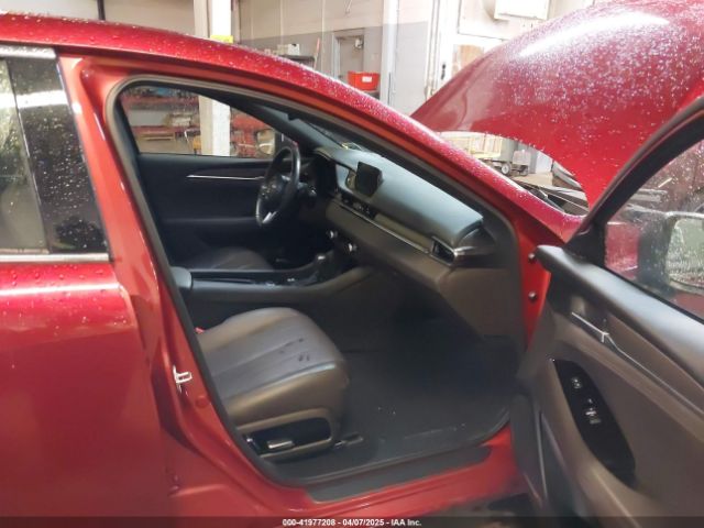 JM1GL1XY6L1526896 Mazda Mazda6 Signature