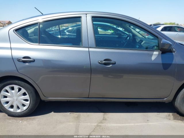 3N1CN7AP5KL827228 Nissan Versa 1.6 S