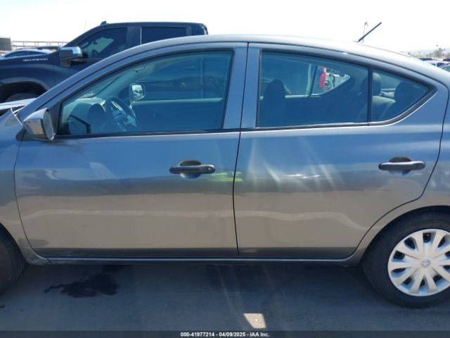 3N1CN7AP5KL827228 Nissan Versa 1.6 S