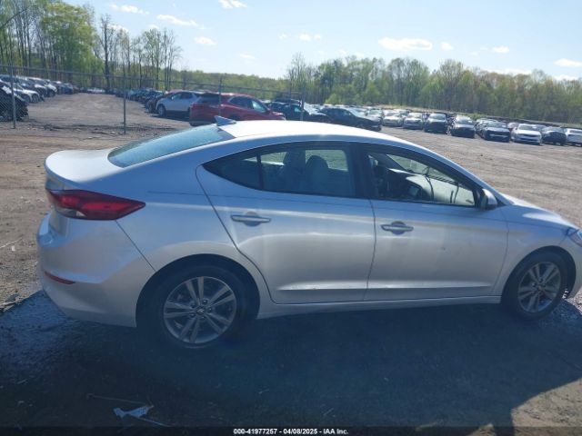 5NPD84LF1JH235707 Hyundai ELANTRA SEL