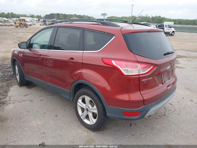1FMCU0GX9GUA72527 Ford ESCAPE SE
