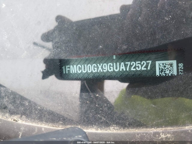 1FMCU0GX9GUA72527 Ford ESCAPE SE