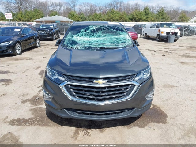3GNAXJEV7JL411255 Chevrolet EQUINOX LT
