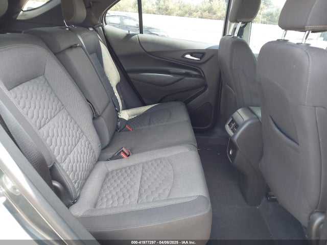 3GNAXJEV7JL411255 Chevrolet EQUINOX LT