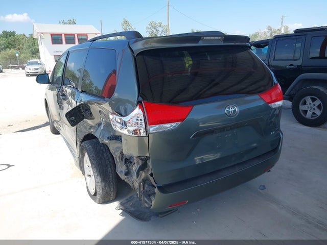 Продаж на аукціоні авто 2014 Toyota Sienna Le V6 8 Passenger, vin: 5TDKK3DC9ES423561, номер лоту: 41977304