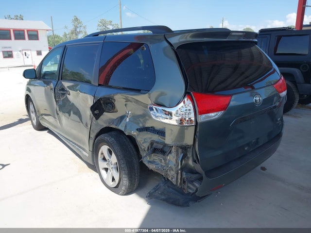 Продаж на аукціоні авто 2014 Toyota Sienna Le V6 8 Passenger, vin: 5TDKK3DC9ES423561, номер лоту: 41977304