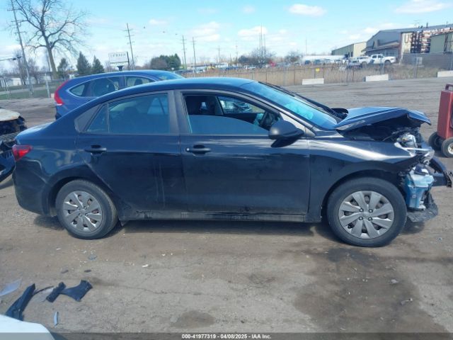 3KPA24AB6JE061092 KIA RIO LX