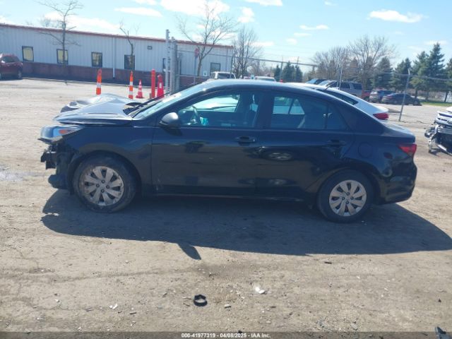 3KPA24AB6JE061092 KIA RIO LX