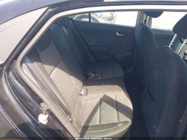 3KPA24AB6JE061092 KIA RIO LX
