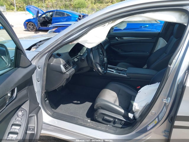 1HGCV1F38NA026502 Honda Accord Sport