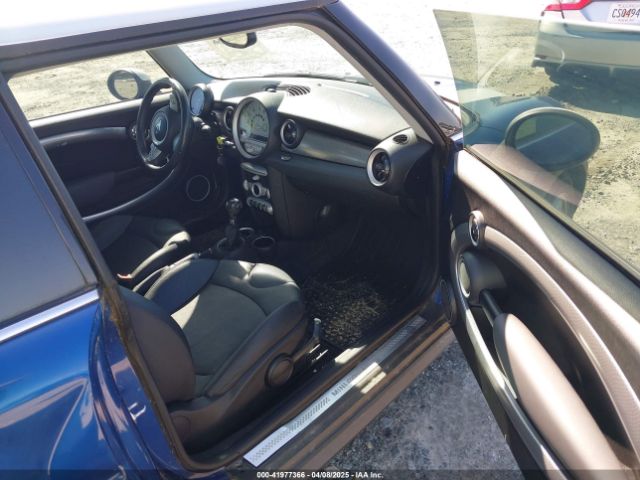 2007 MINI COOPER S WMWMF73527TV31819 Photo 4