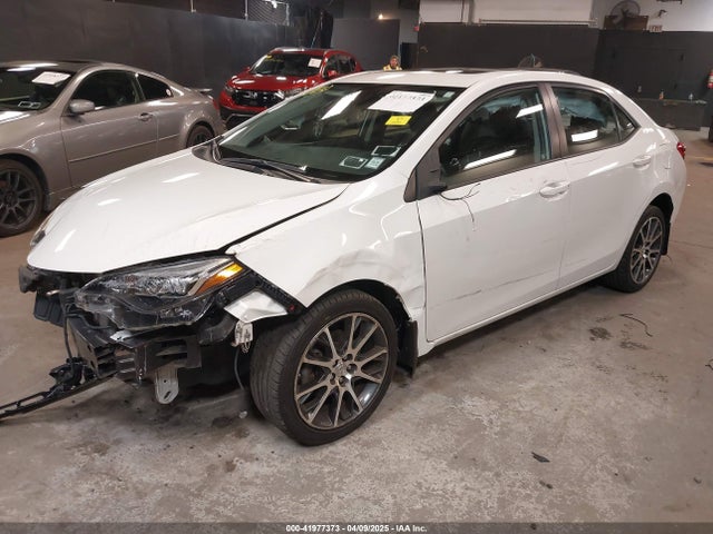 5YFBURHE8HP573926 Toyota Corolla Se Special Edition