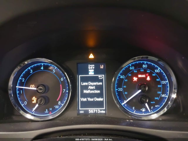 5YFBURHE8HP573926 Toyota Corolla Se Special Edition