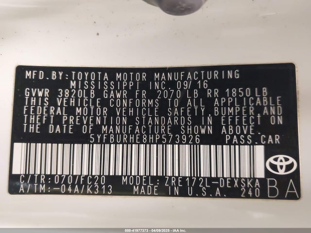 5YFBURHE8HP573926 Toyota Corolla Se Special Edition