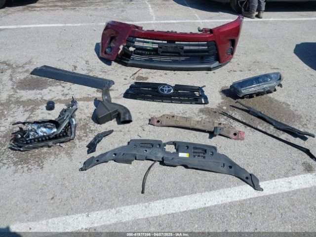 5TDJZRFH1KS610064 Toyota Highlander Se