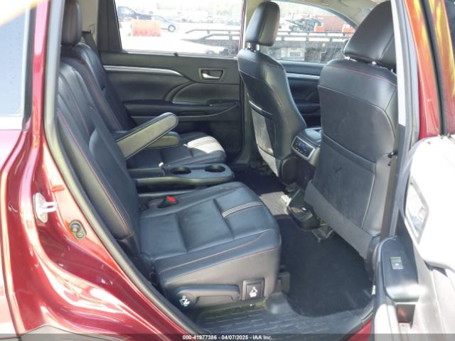 5TDJZRFH1KS610064 Toyota Highlander Se