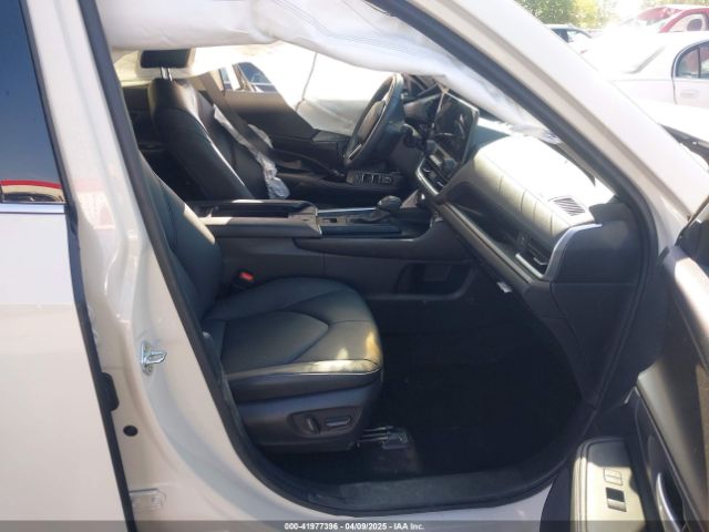 5TDAAAA55RS011071 Toyota Grand Highlander Xle