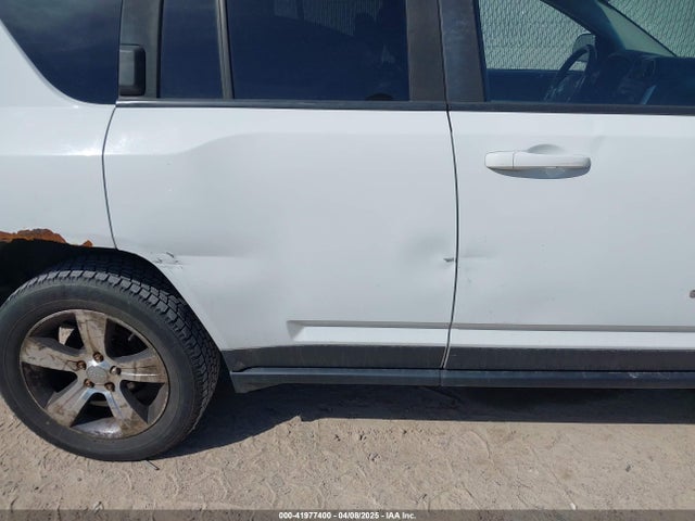 1C4NJDEB4GD767731 Jeep Compass High Altitude Edition