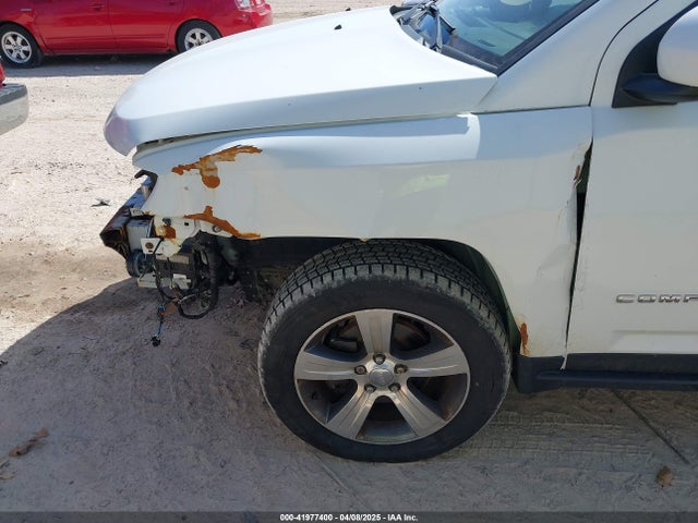 1C4NJDEB4GD767731 Jeep Compass High Altitude Edition