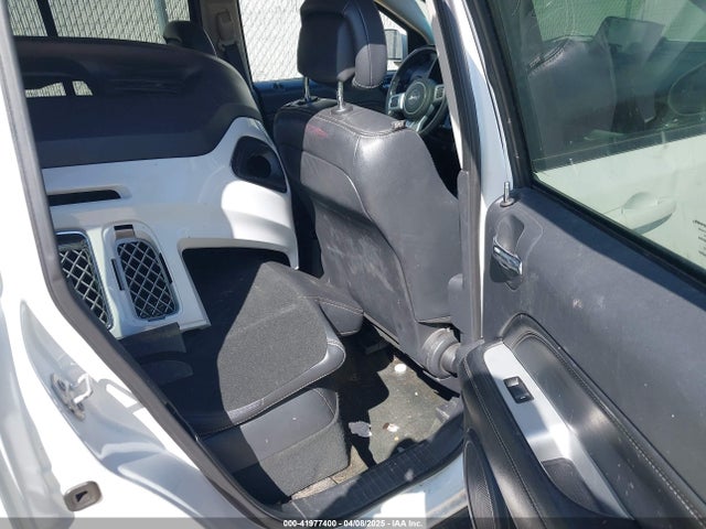 1C4NJDEB4GD767731 Jeep Compass High Altitude Edition