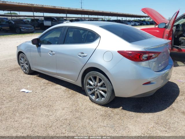 3MZBN1V30JM165299 Mazda Mazda3 Touring