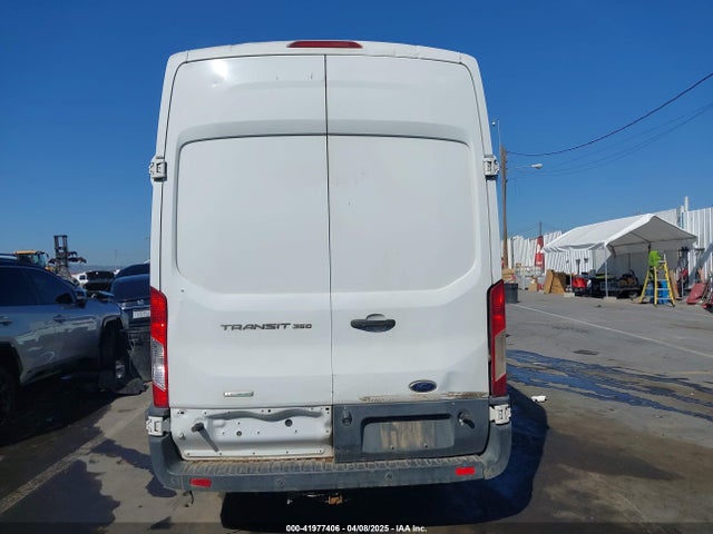 1FTBW3XG2HKA66013 Ford 2017