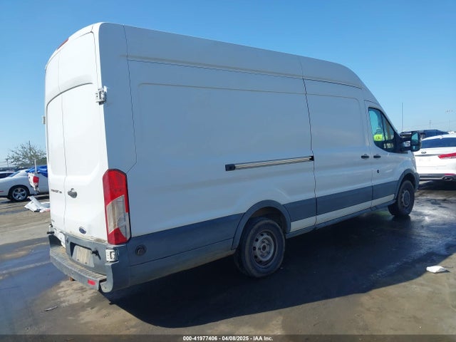 1FTBW3XG2HKA66013 Ford 2017