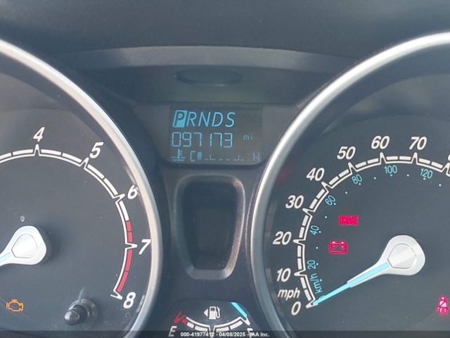 3FADP4EJ3FM149455 Ford FIESTA SE