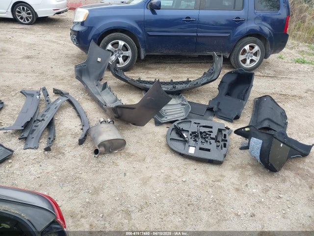 4T1B11HK3KU755068 Toyota CAMRY SE