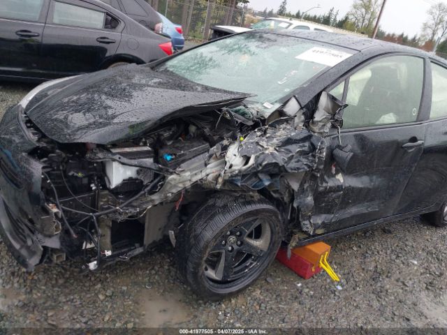 JTDKAMFU2N3154674 Toyota PRIUS XLE