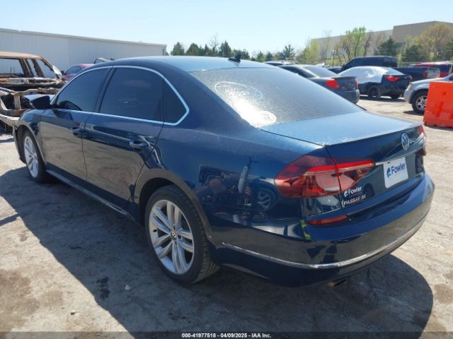 1VWBA7A37JC033694 Volkswagen Passat 2.0t Se