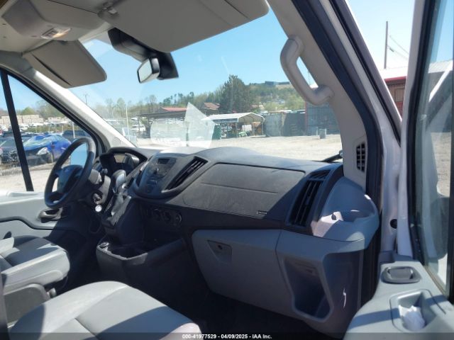 1FTYR2CM0JKB49923 Ford Transit-250