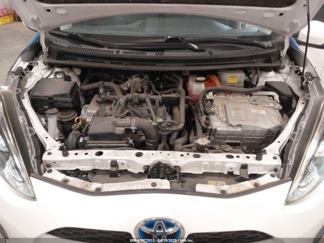 JTDKDTB38J1599974 Toyota Prius C Two