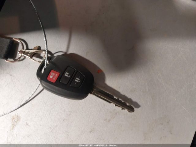 JTDKDTB38J1599974 Toyota Prius C Two