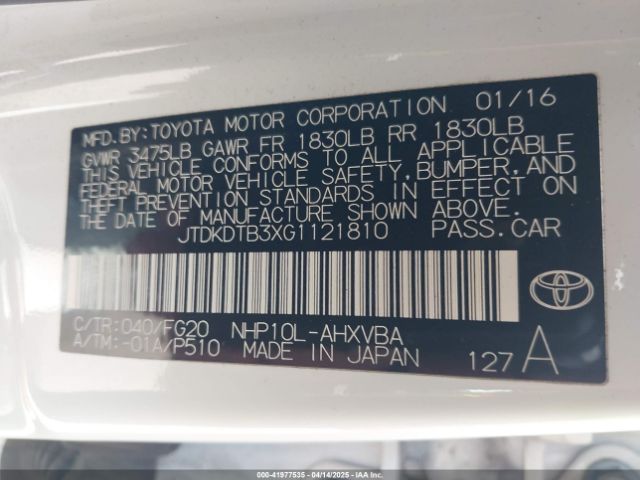 JTDKDTB3XG1121810 Toyota Prius C Two