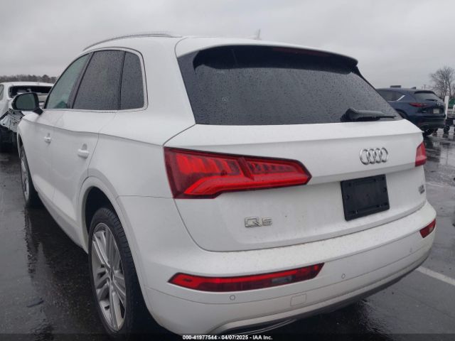 WA1BNAFY2J2111095 Audi Q5 2.0t Premium/2.0t Tech Premium