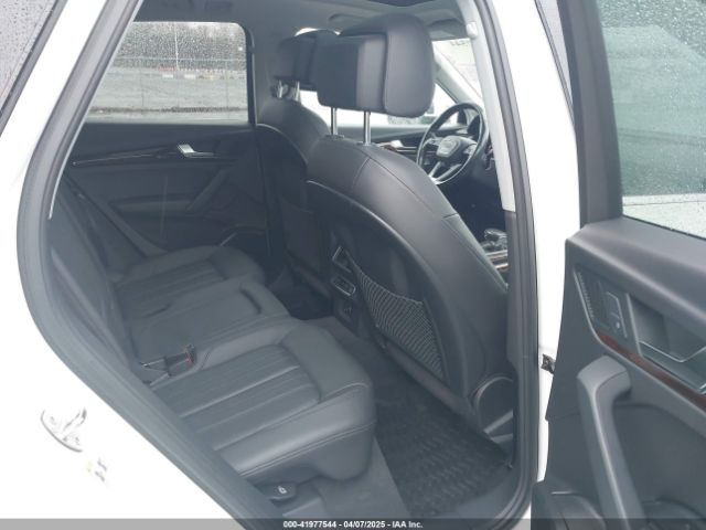 WA1BNAFY2J2111095 Audi Q5 2.0t Premium/2.0t Tech Premium