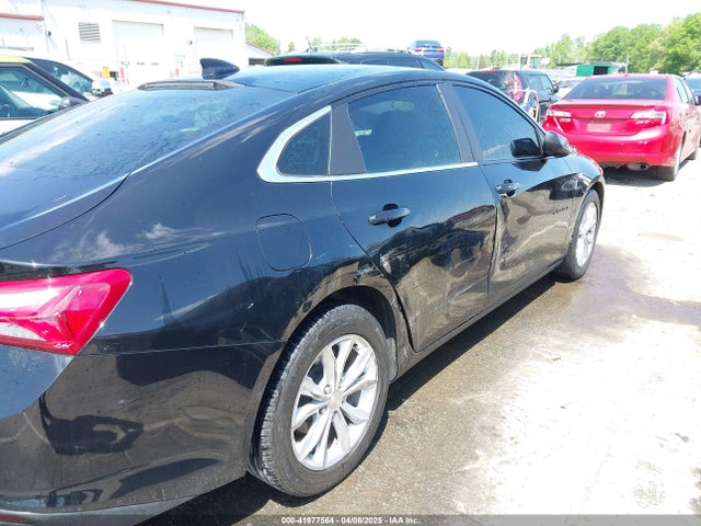 1G1ZD5ST9KF174349 Chevrolet MALIBU LT