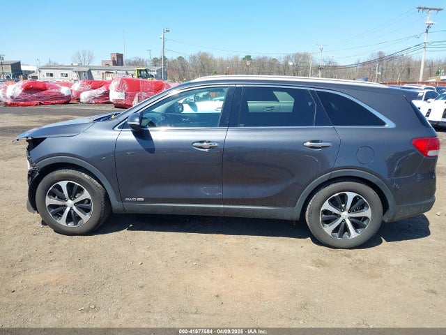 5XYPHDA57JG388378 KIA Sorento 3.3l Ex