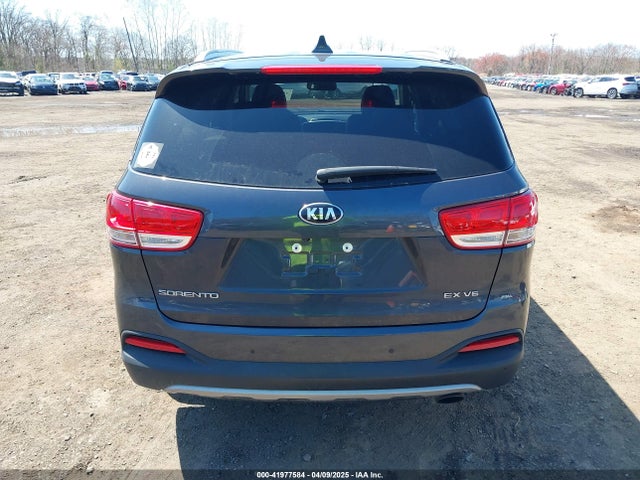 5XYPHDA57JG388378 KIA Sorento 3.3l Ex