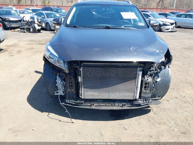 5XYPHDA57JG388378 KIA Sorento 3.3l Ex