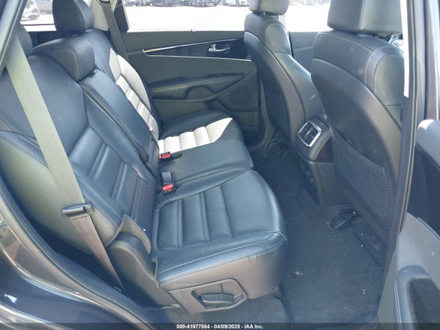 5XYPHDA57JG388378 KIA Sorento 3.3l Ex